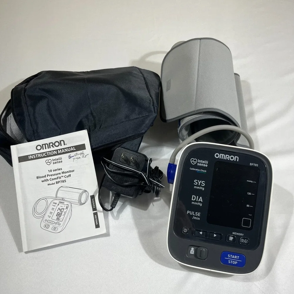 Omron 10 Series Blood Pressure Monitor Model BP785 IntelliSense ComFit Cuff Case